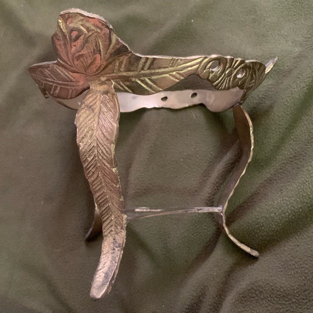 Plant holder/decoration, used, gold